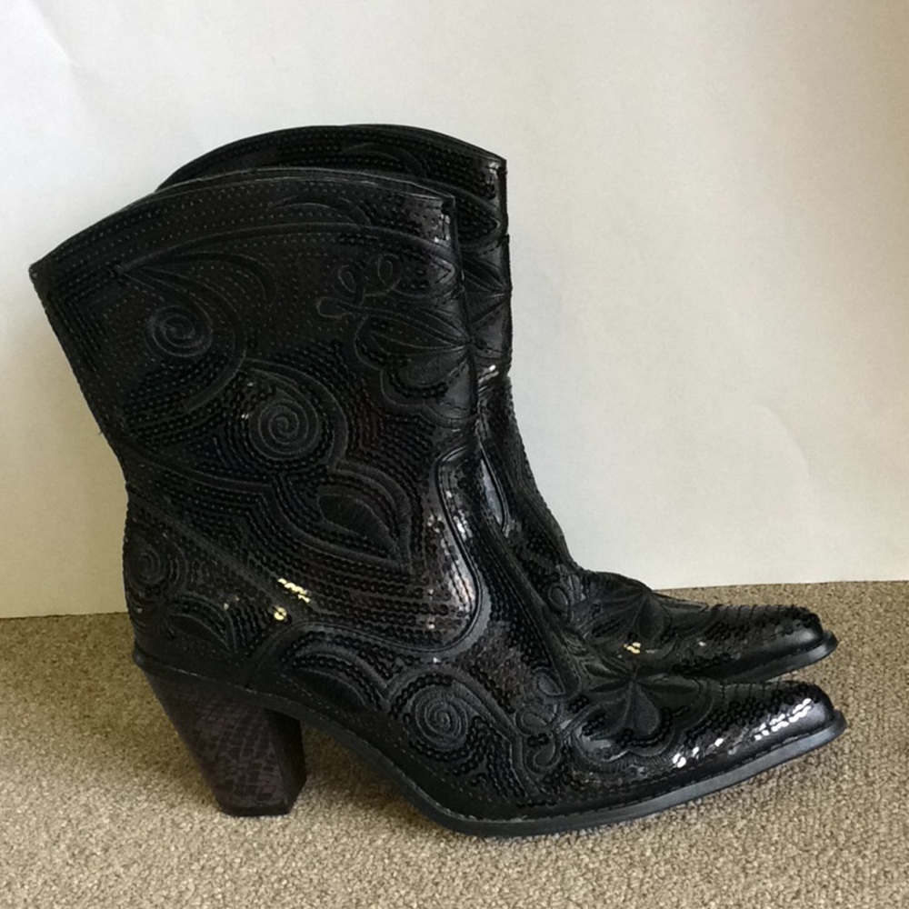 Helen's Heart Sz 11 NEW Short Black Sequin Boots